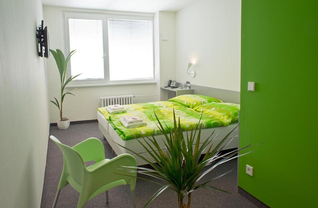 Dc Rezidence Hotell 3*